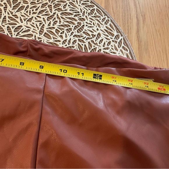 Fabletics Rust Pants - Picture 9 of 10